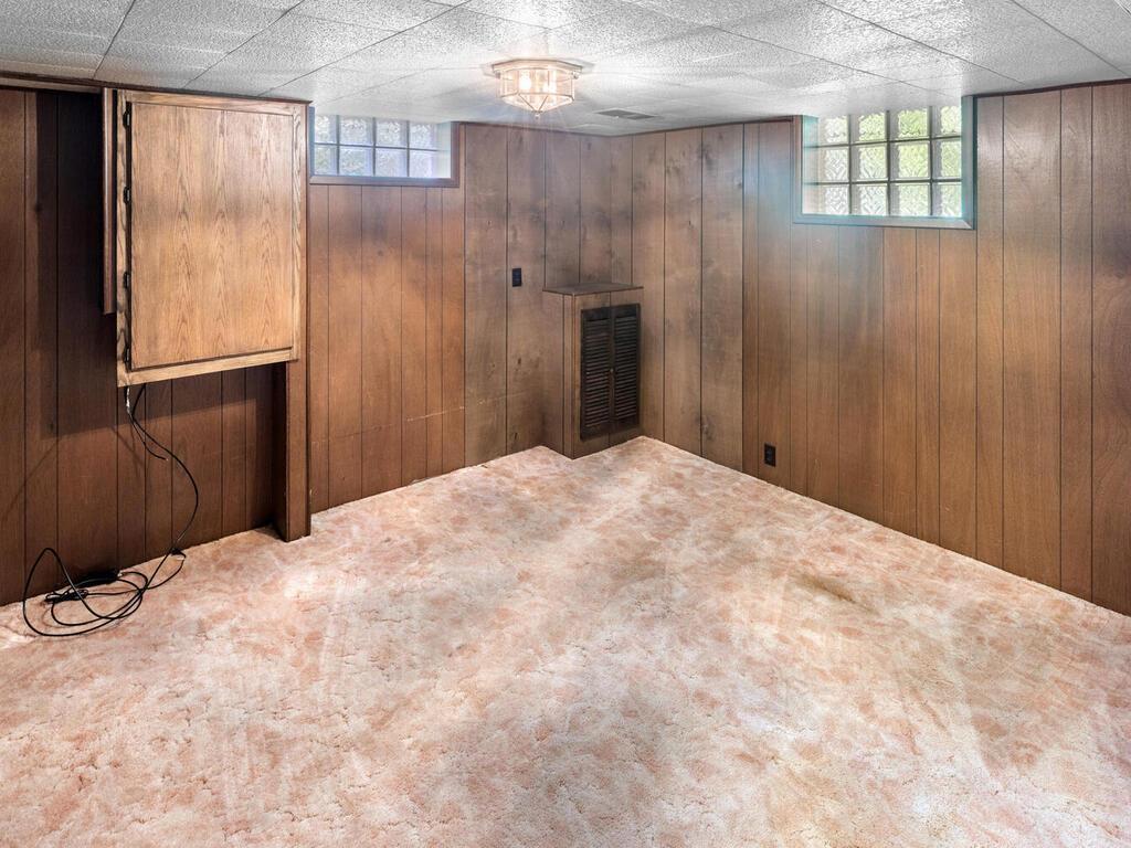 12909 Burwell Drive