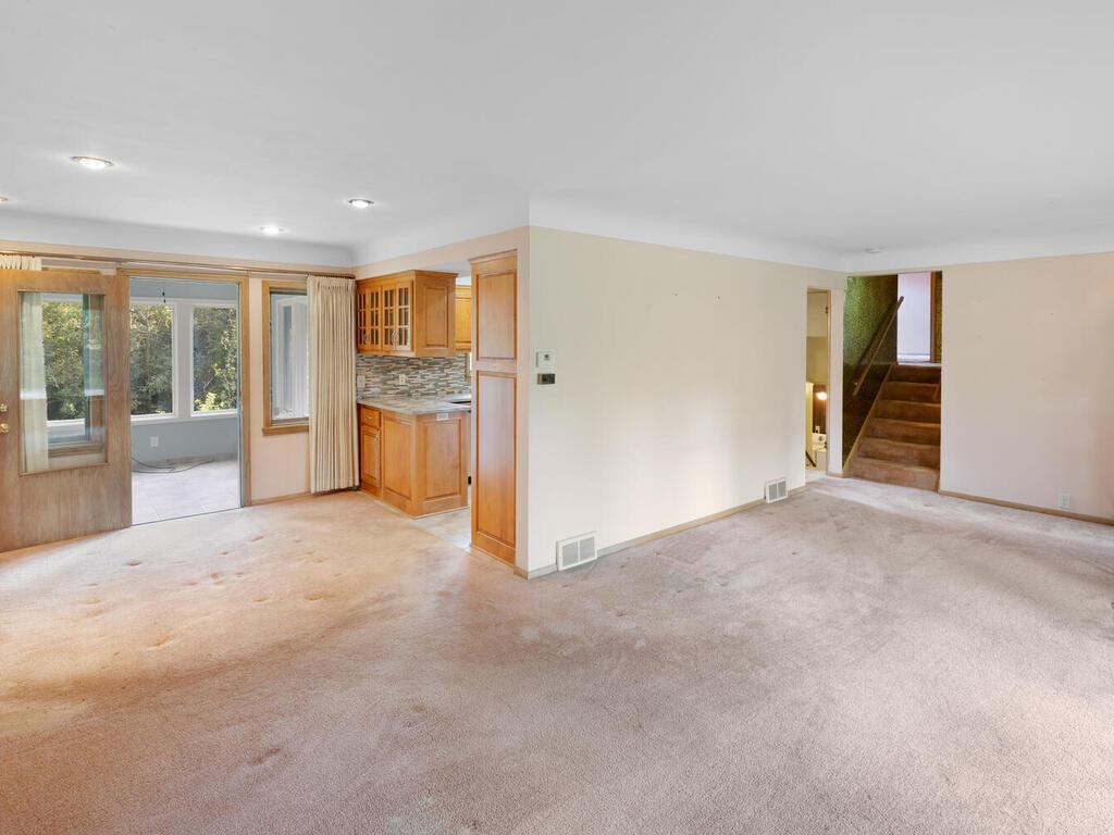 12909 Burwell Drive
