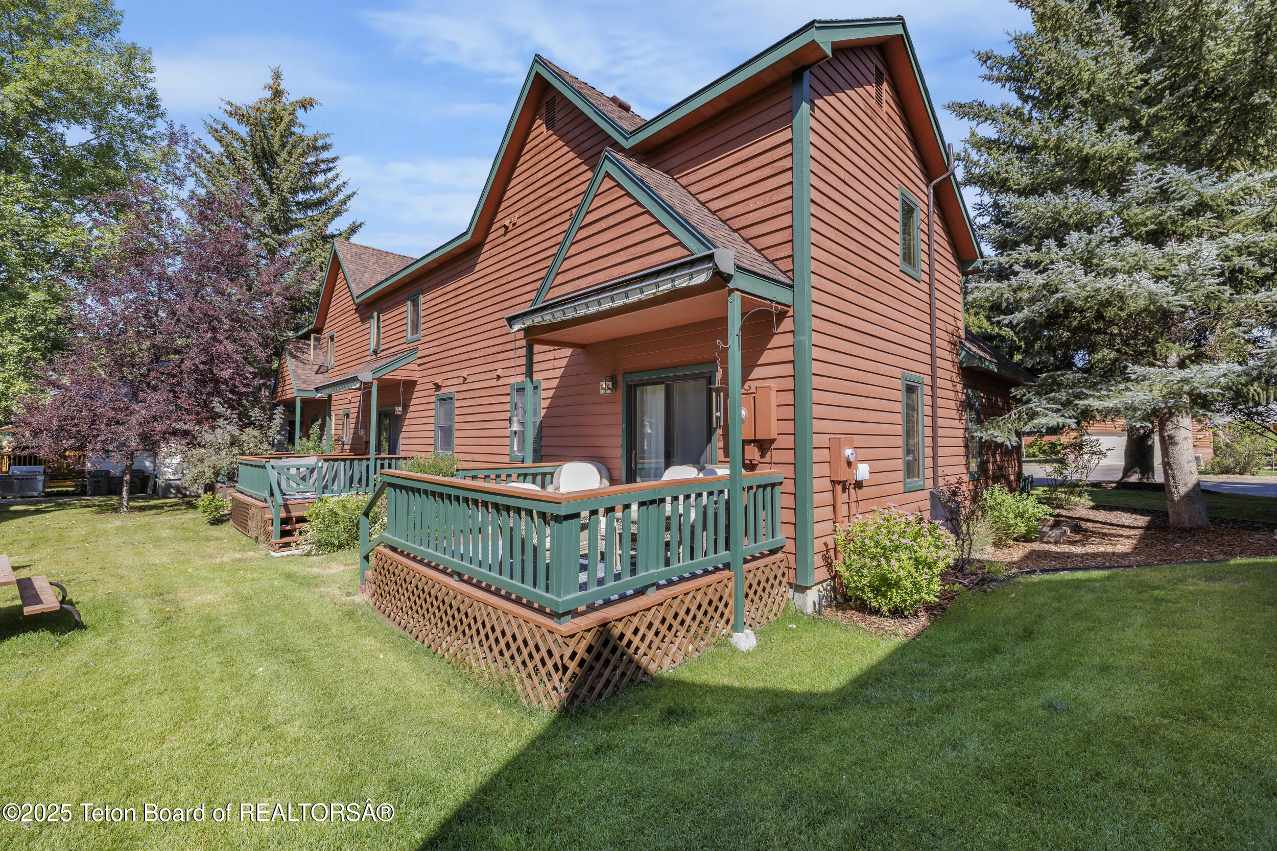 20/22 W KARNS Avenue