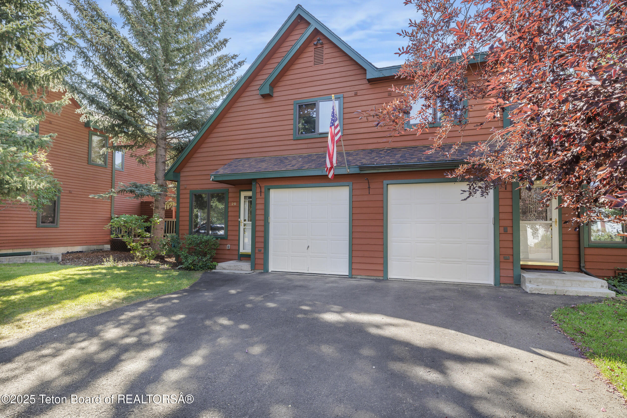 20/22 W KARNS Avenue