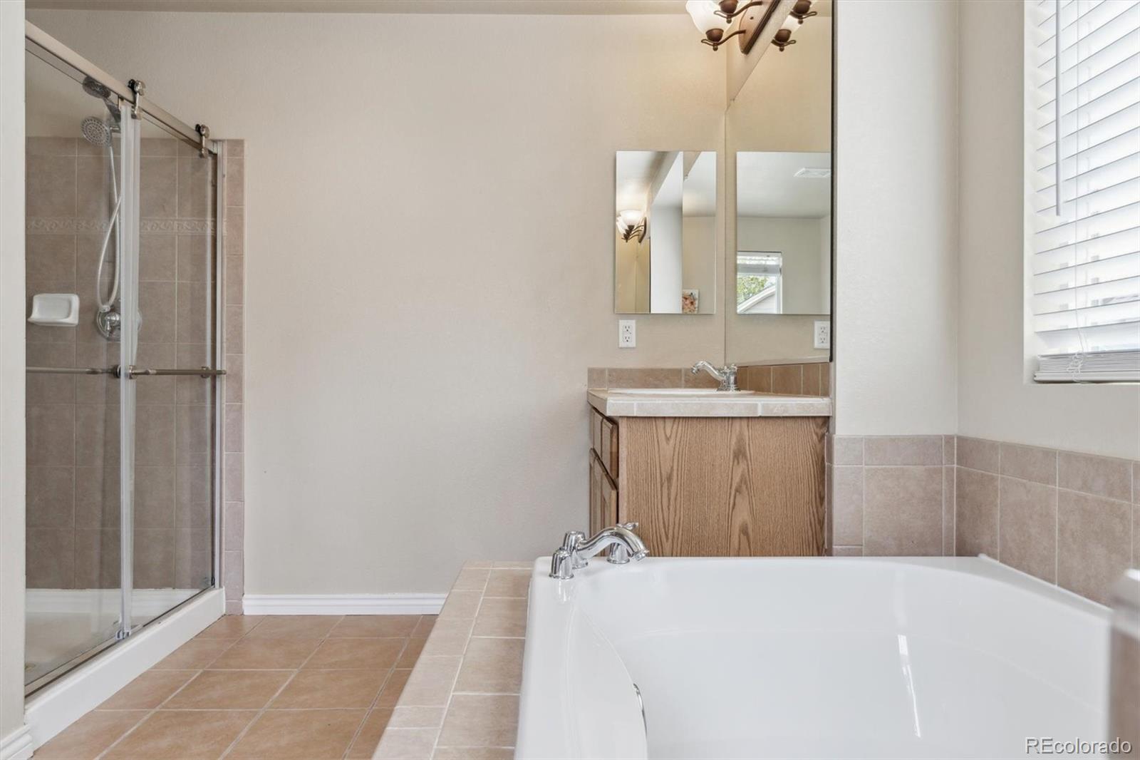 3475 Golden Spur Loop