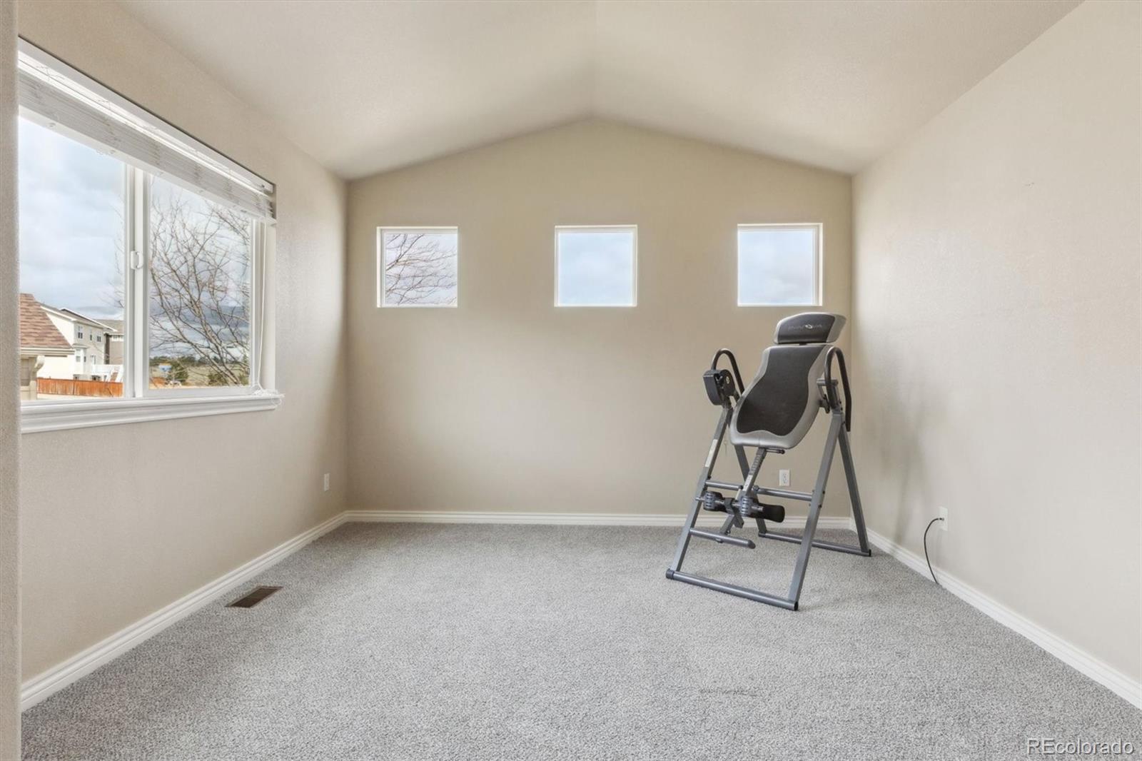 3475 Golden Spur Loop