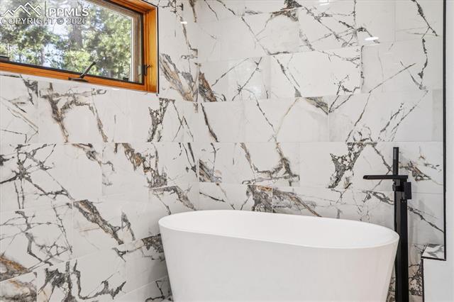 18971 Shadowood Drive