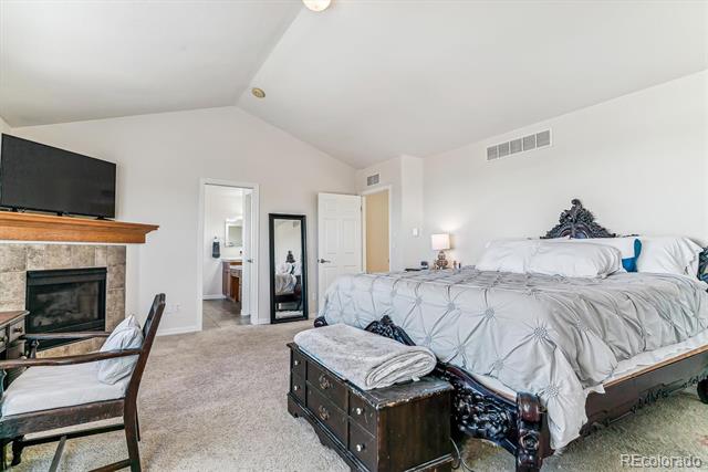 325 Crosshaven Place