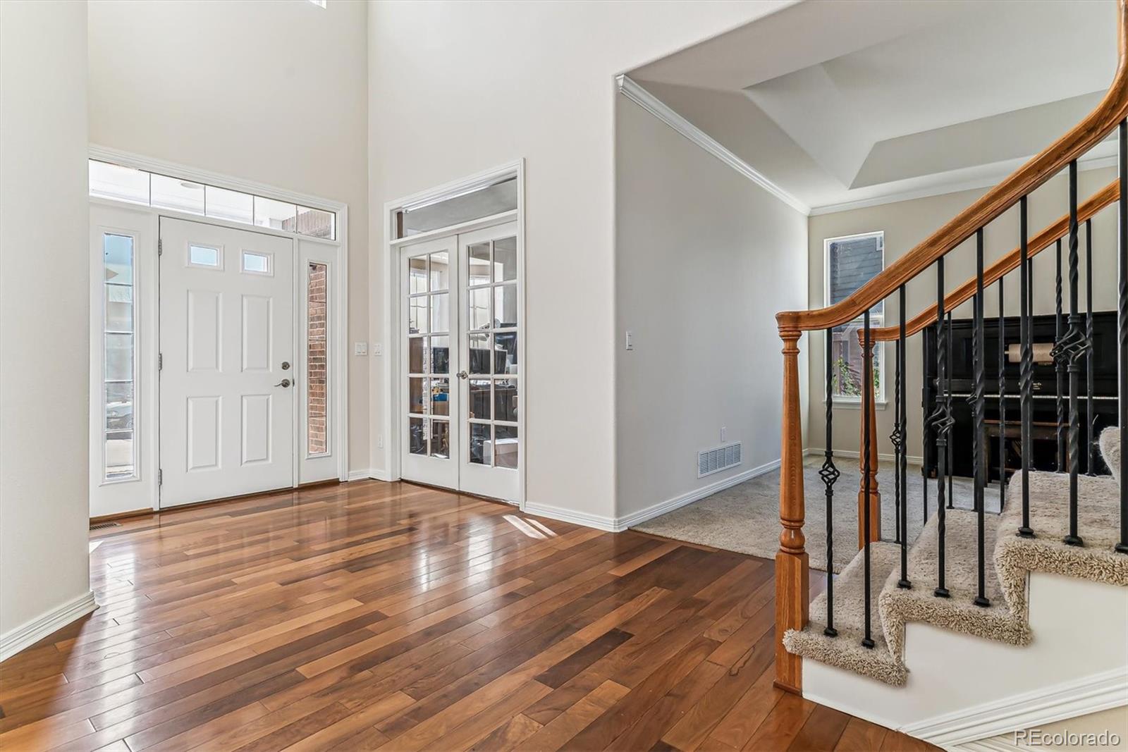 325 Crosshaven Place