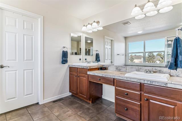 325 Crosshaven Place