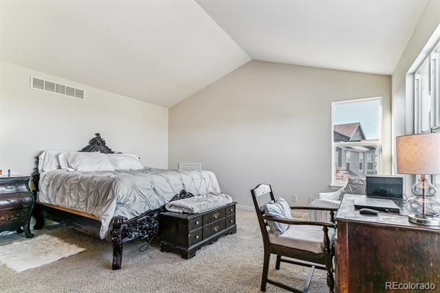 325 Crosshaven Place