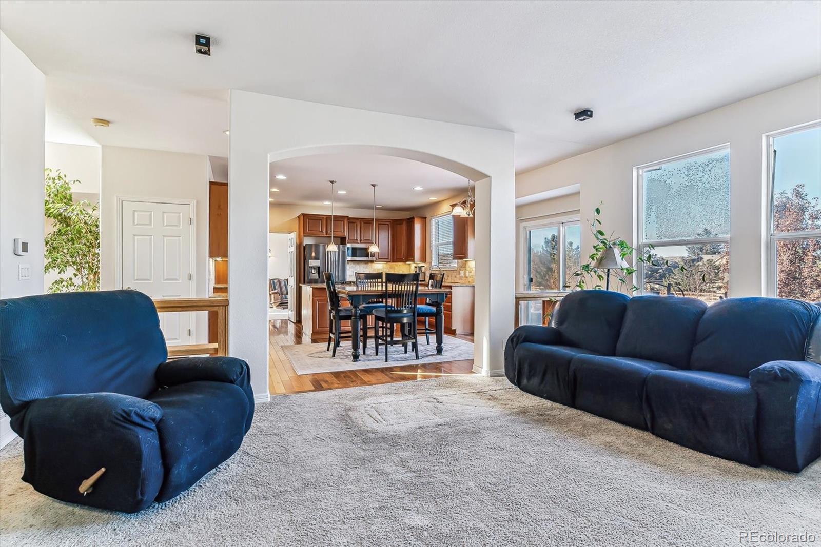 325 Crosshaven Place