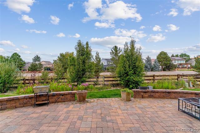 325 Crosshaven Place