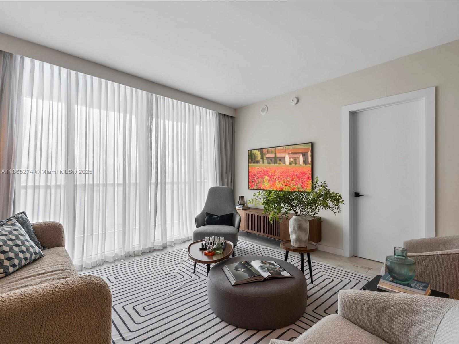 465 Brickell Ave # 4905