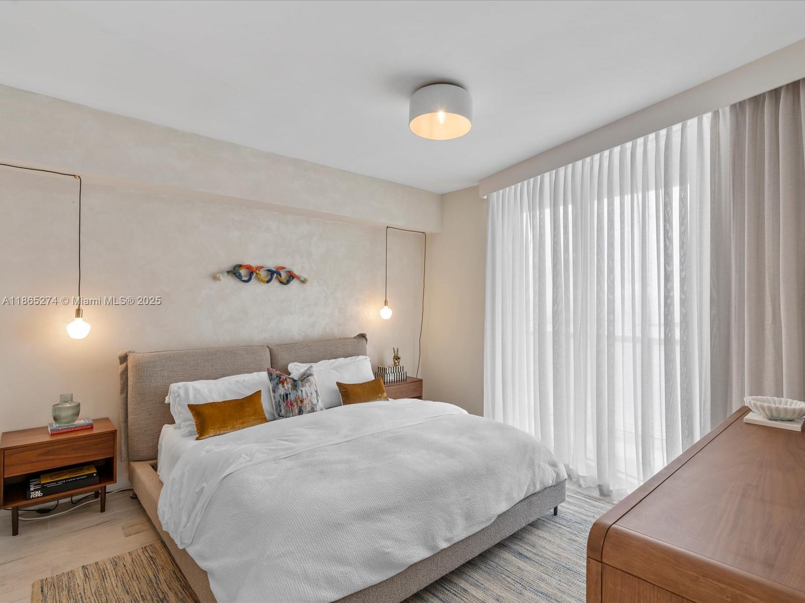 465 Brickell Ave # 4905