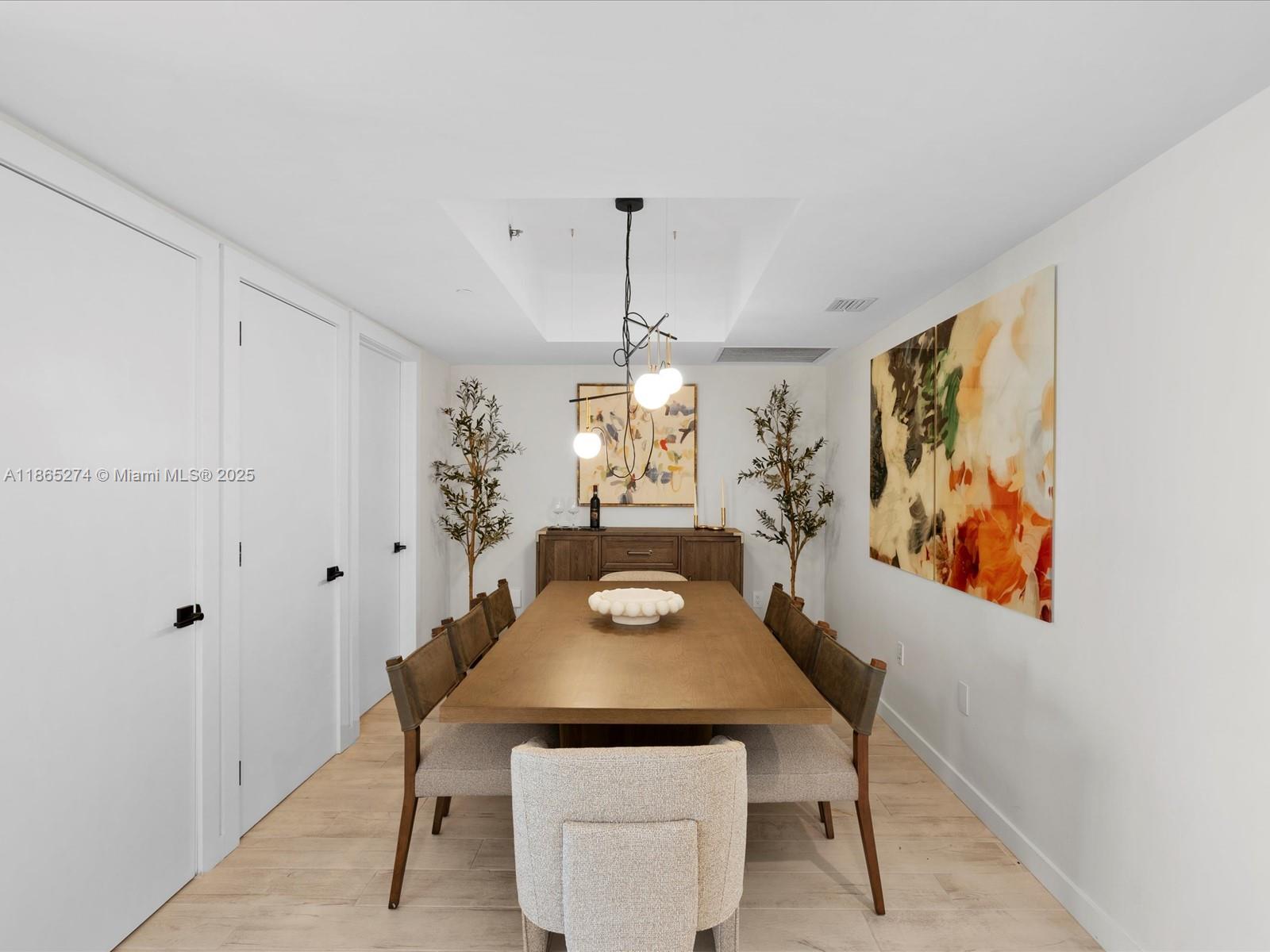 465 Brickell Ave # 4905