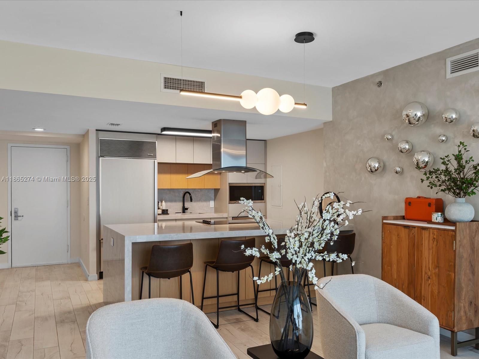 465 Brickell Ave # 4905