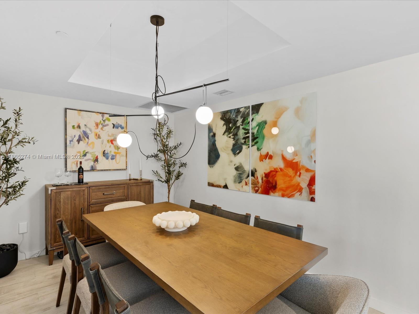 465 Brickell Ave # 4905