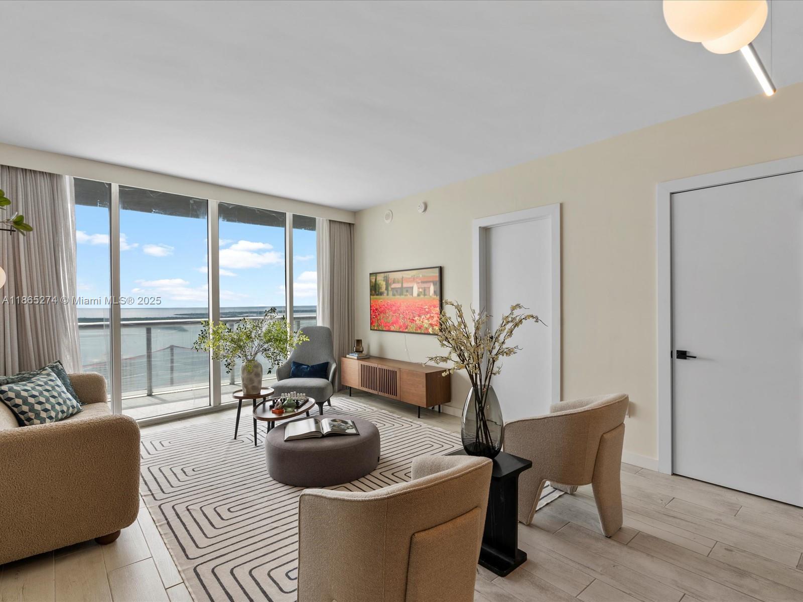 465 Brickell Ave # 4905