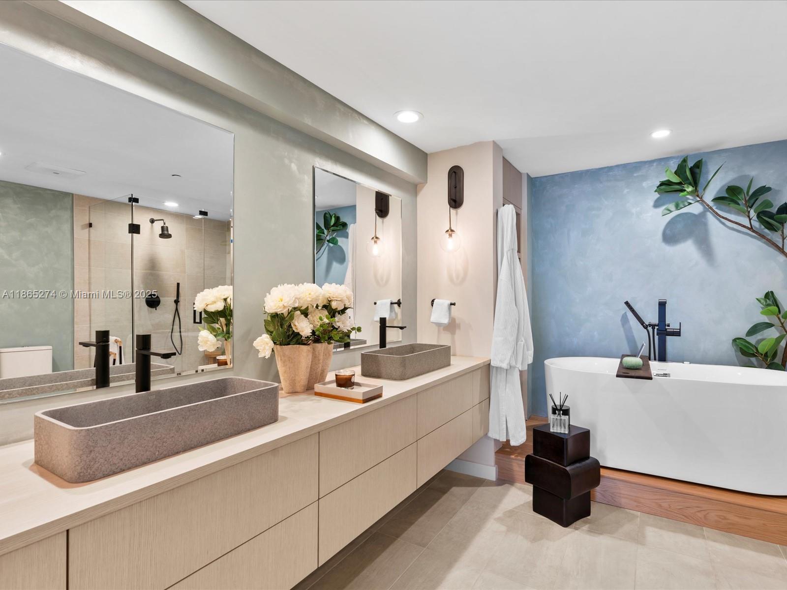 465 Brickell Ave # 4905