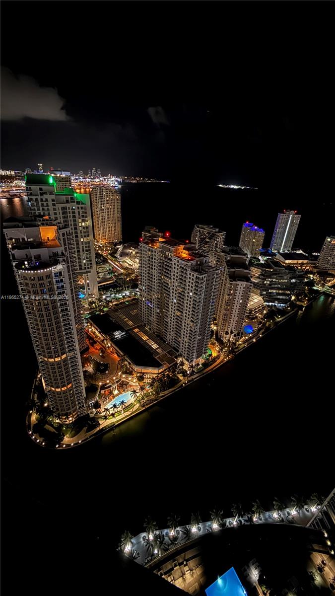 465 Brickell Ave # 4905