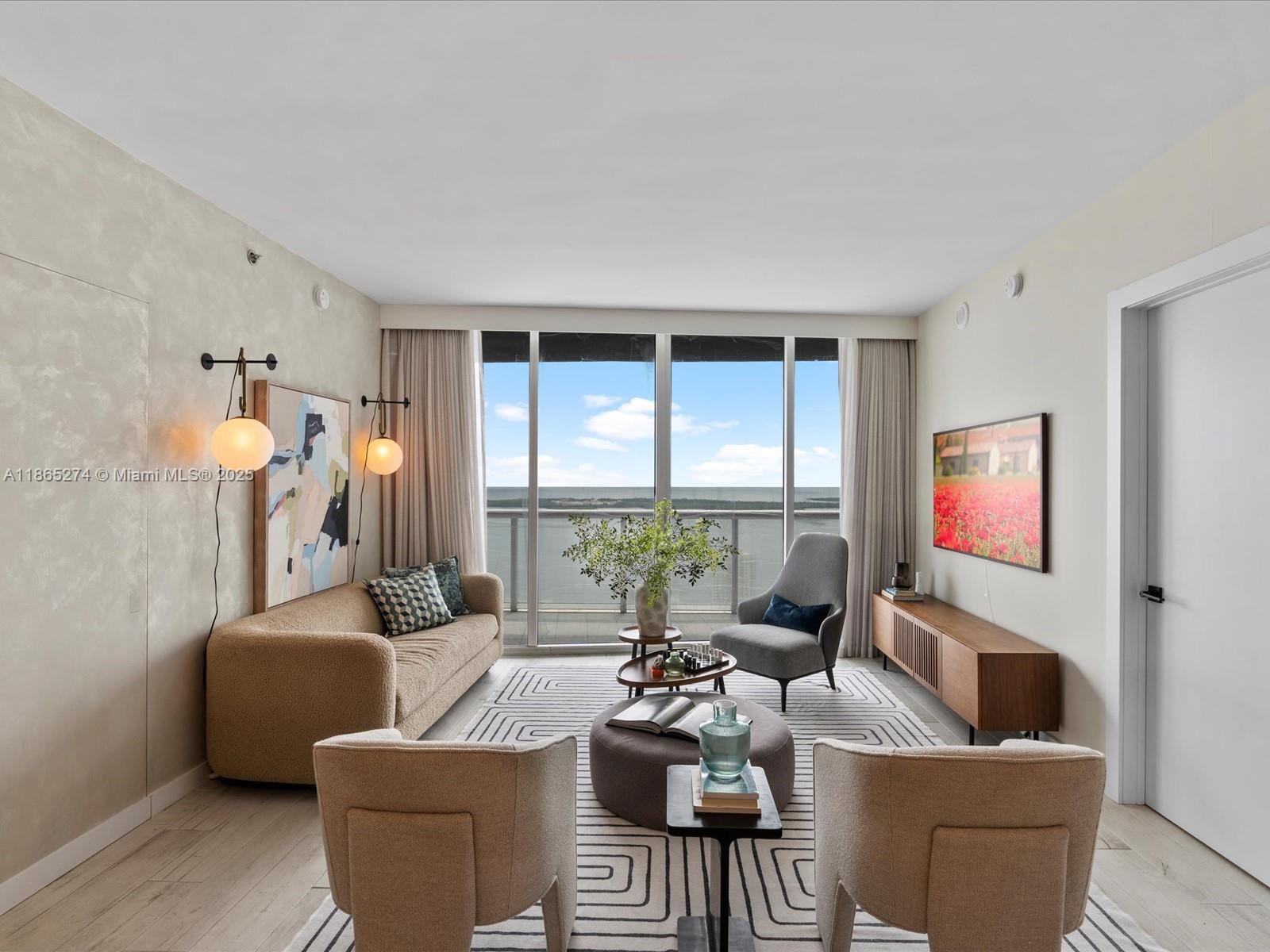 465 Brickell Ave # 4905