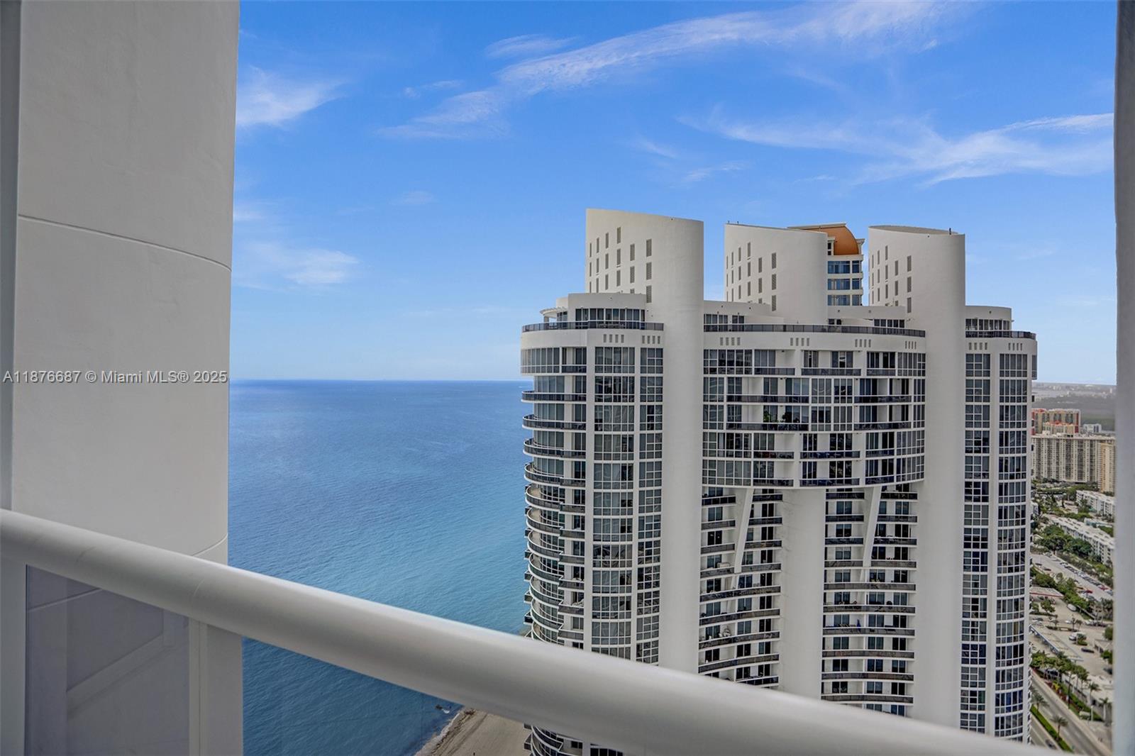 18201 Collins Ave # 5508