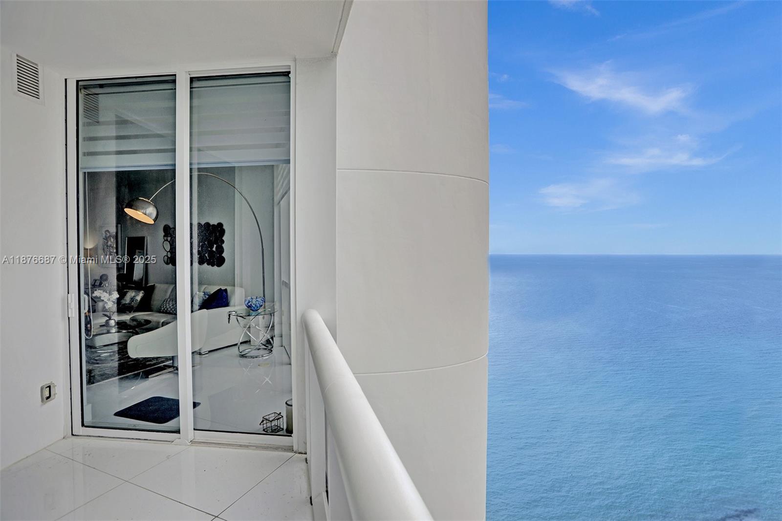 18201 Collins Ave # 5508