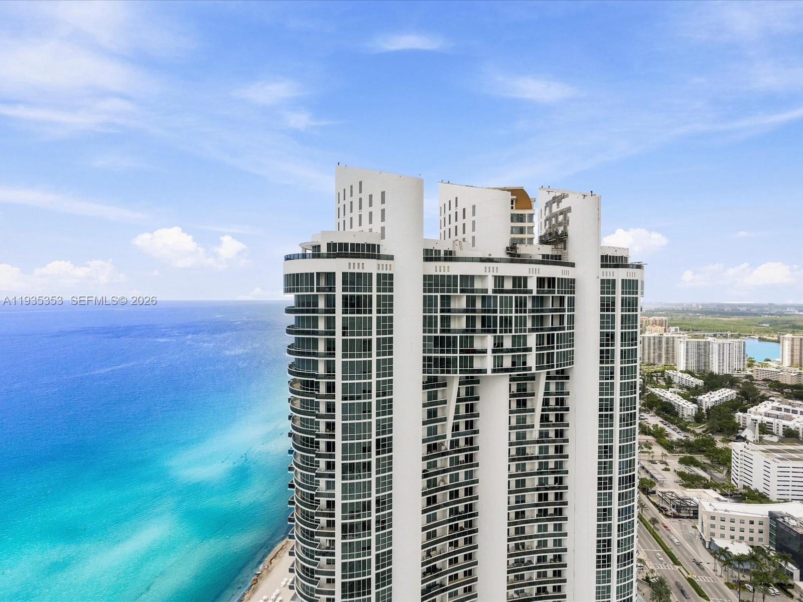 18201 Collins Ave # 5508