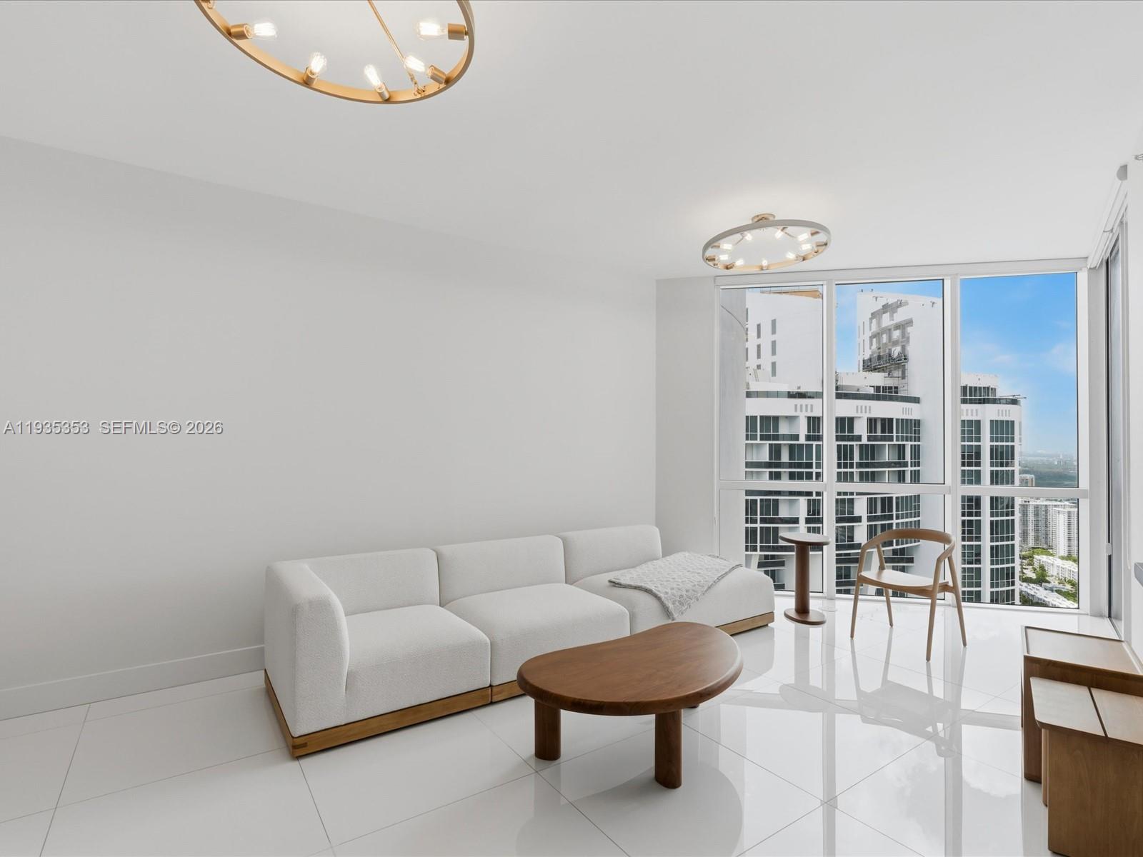 18201 Collins Ave # 5508