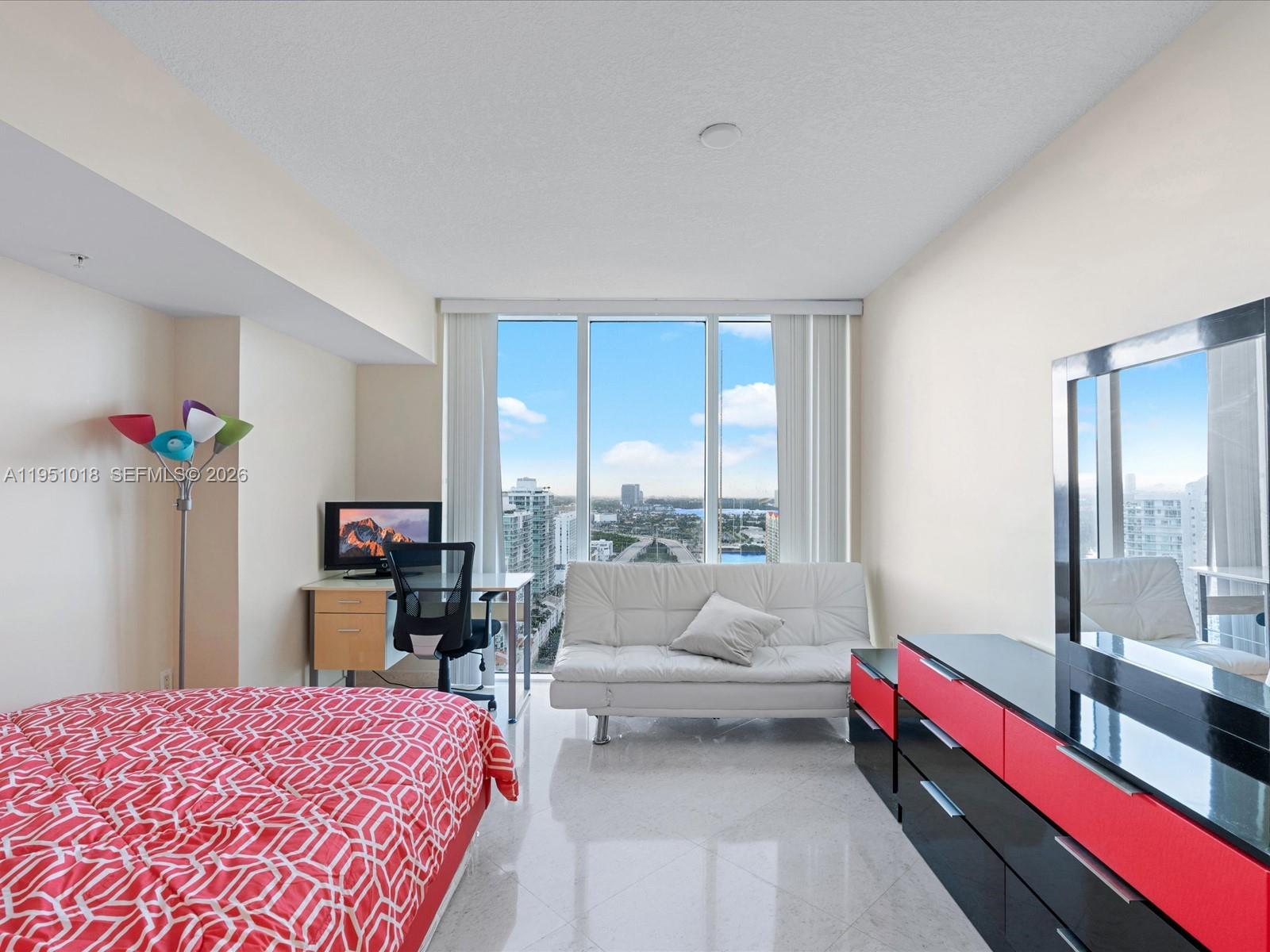 16699 Collins Ave # 3407