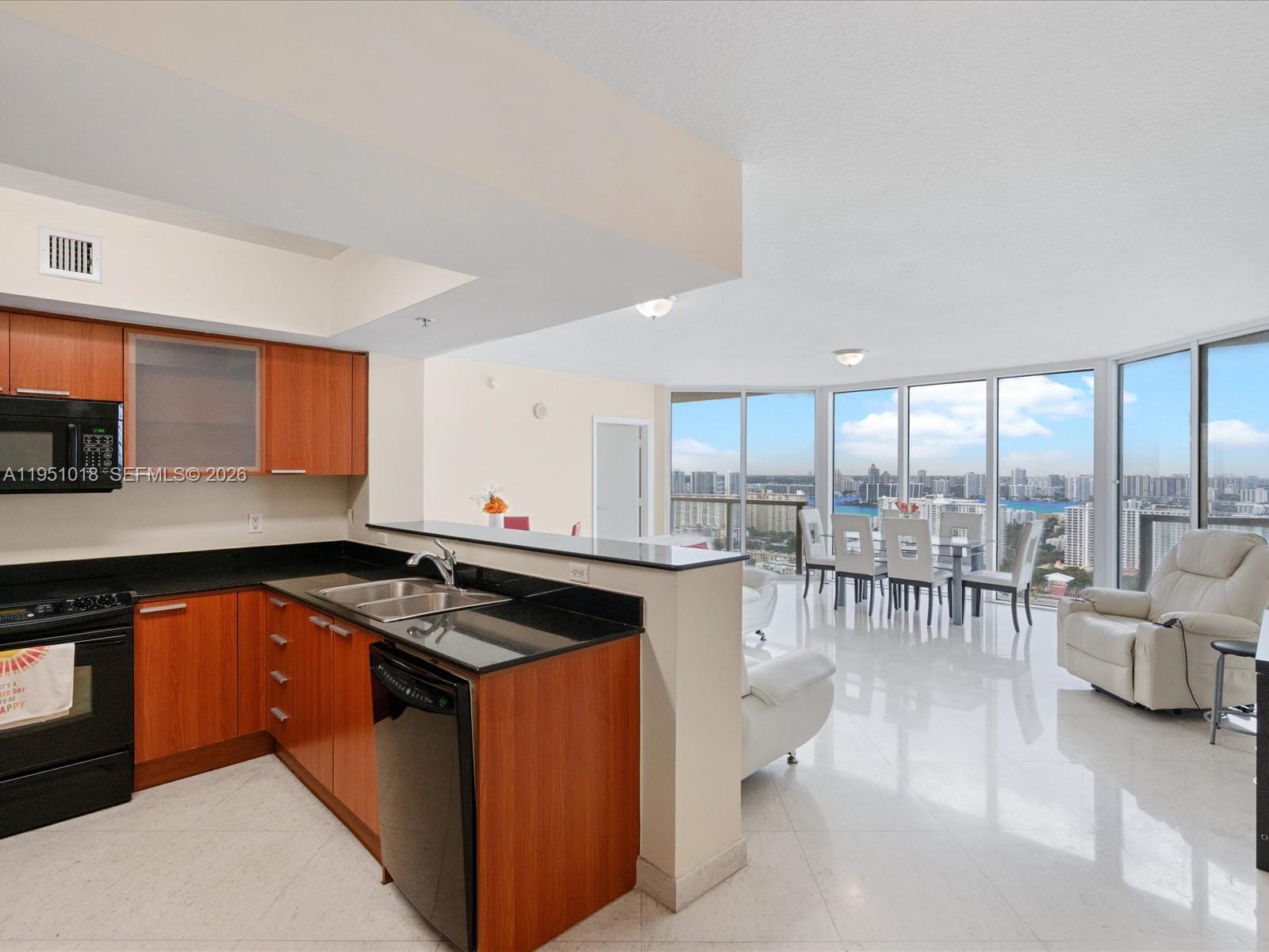 16699 Collins Ave # 3407