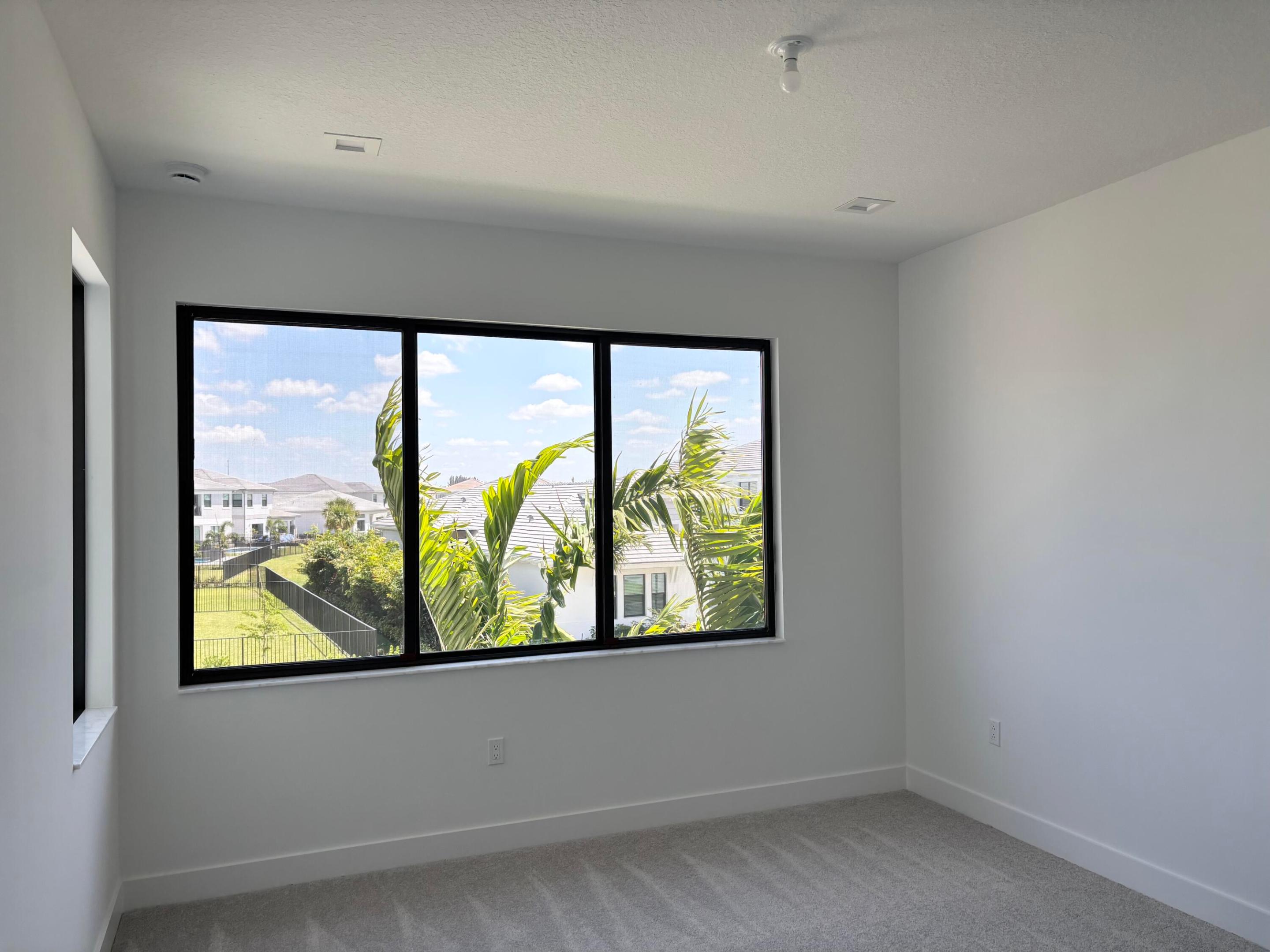 13107 Feathering Way