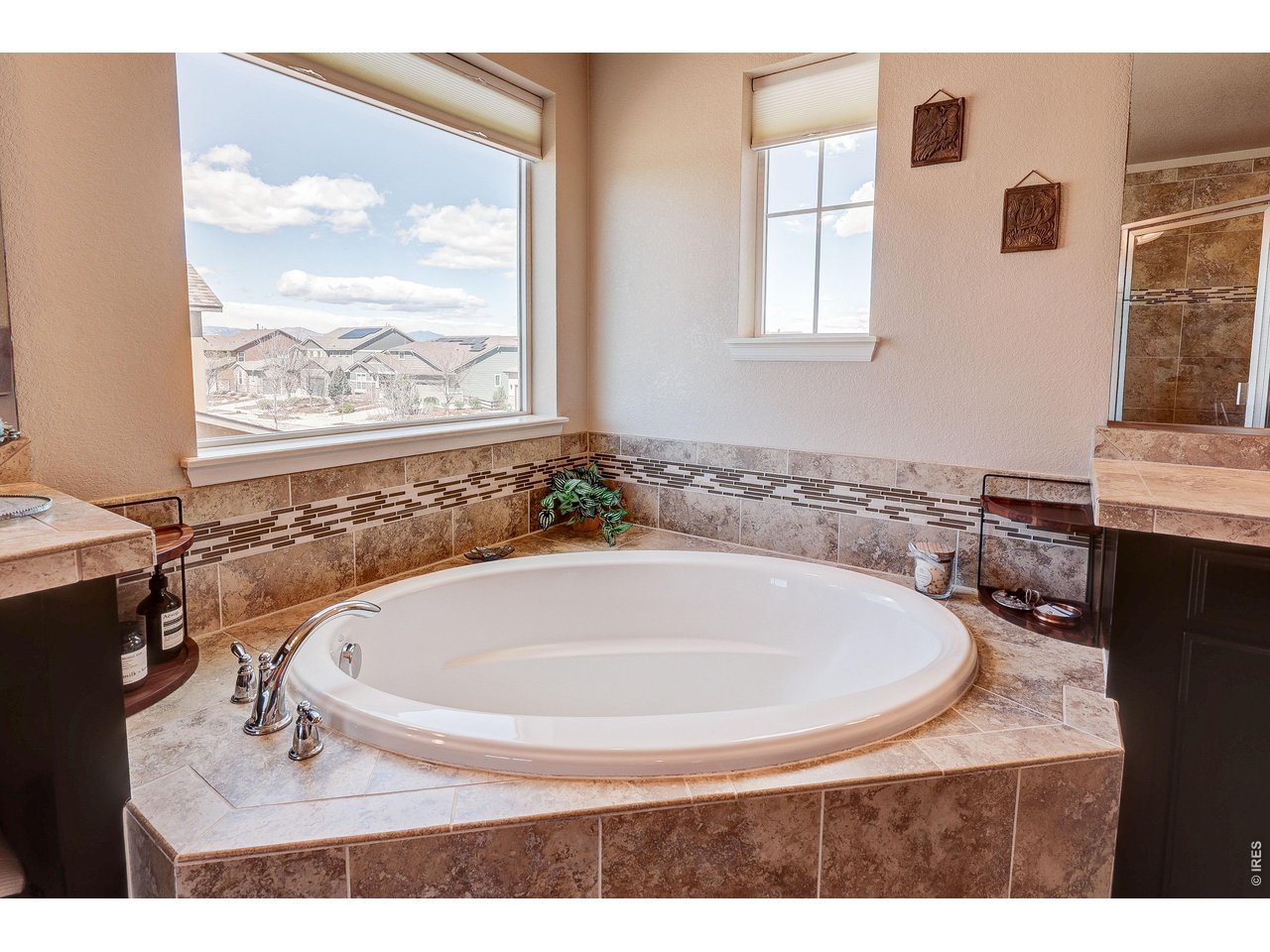 2246 Front Range Ct