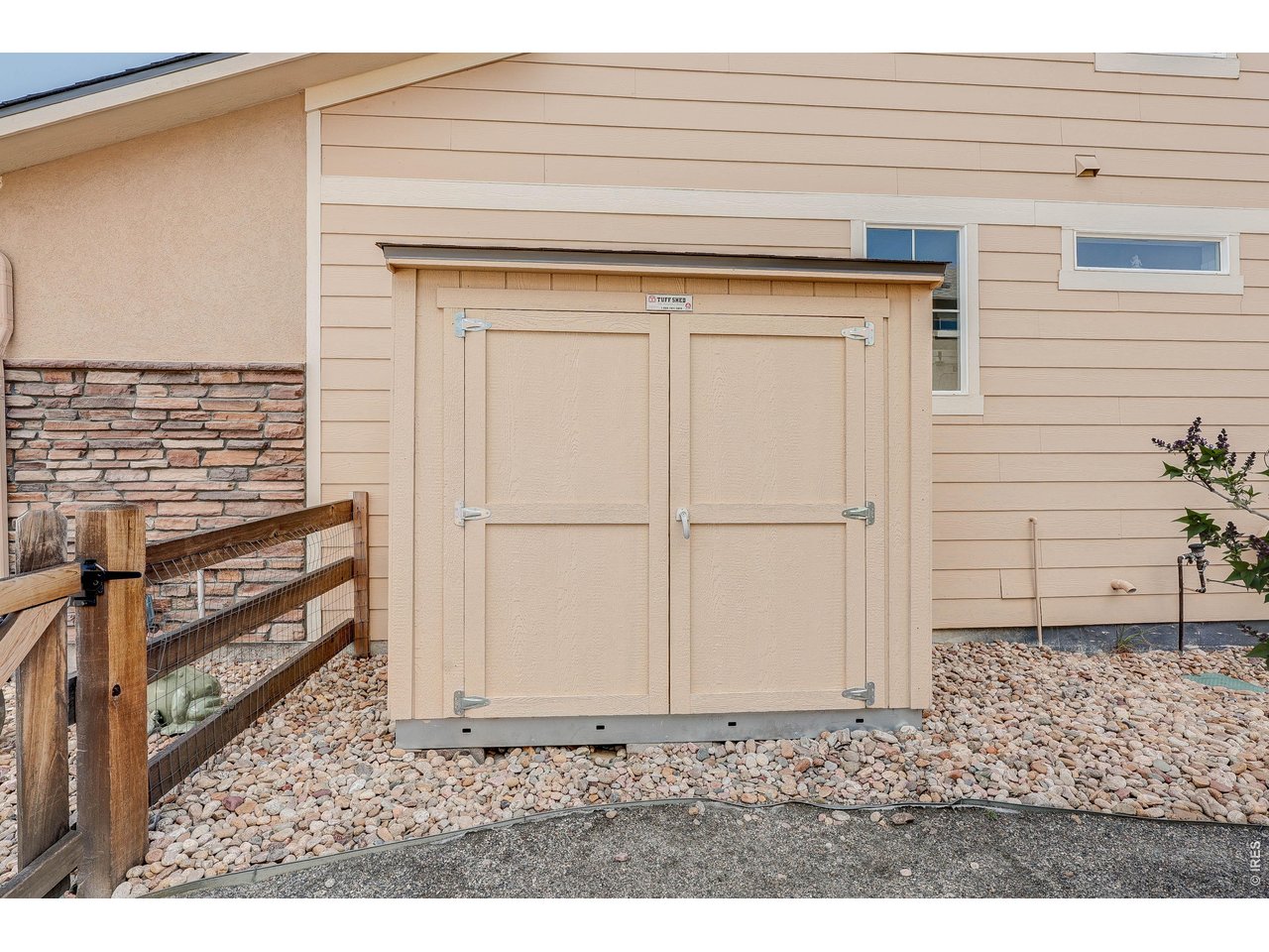 2246 Front Range Ct