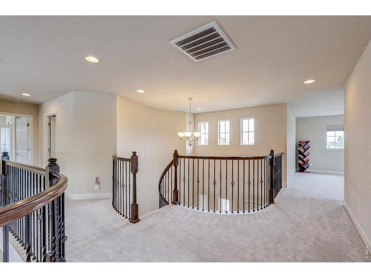2246 Front Range Ct