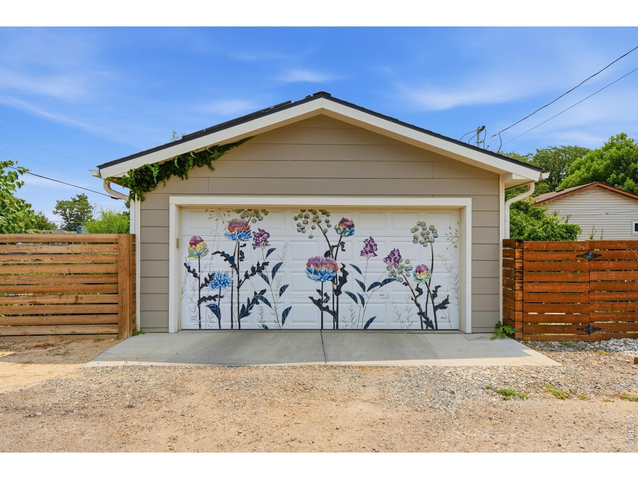 501 S Longmont Ave