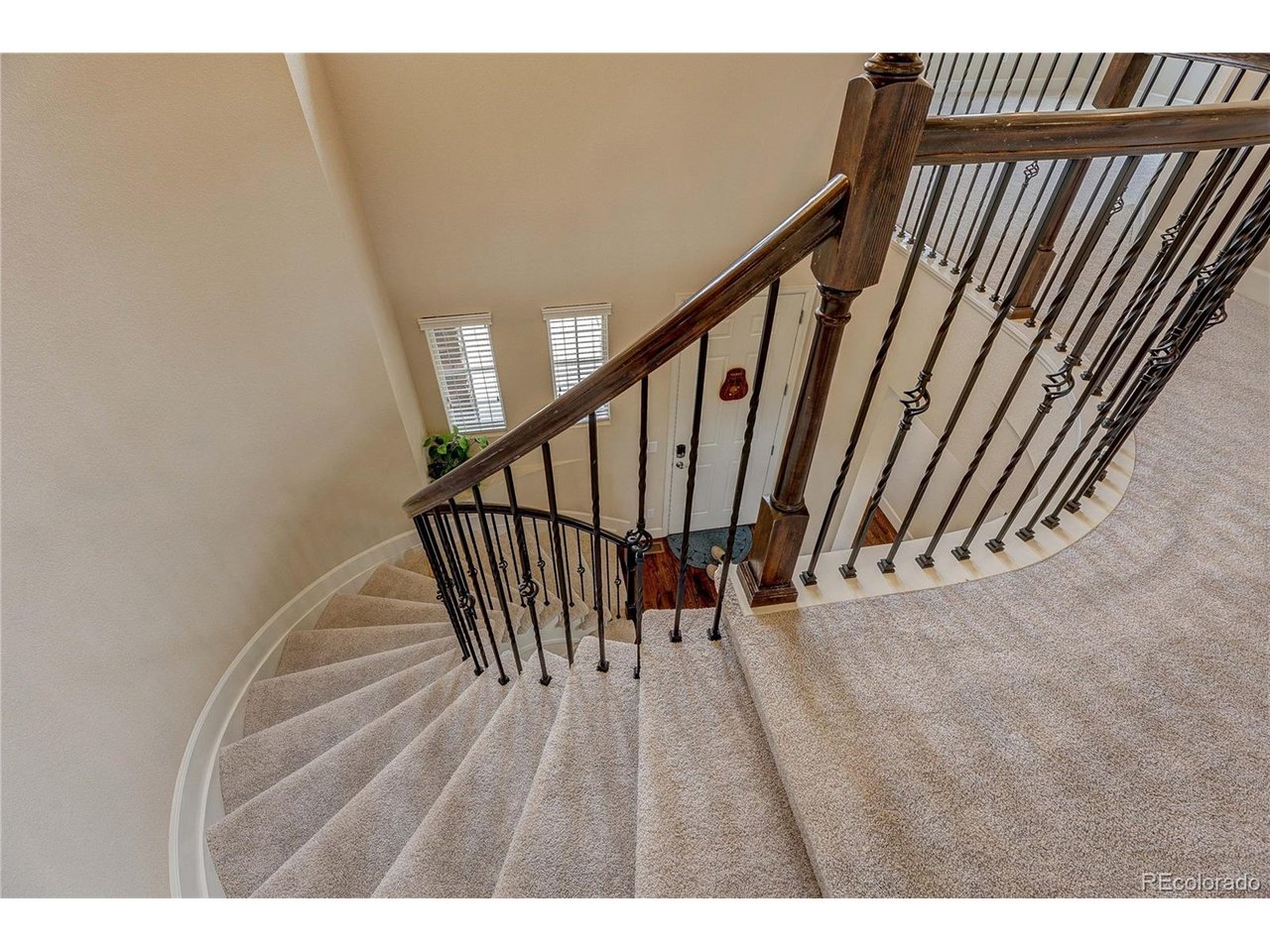 2246 Front Range Ct