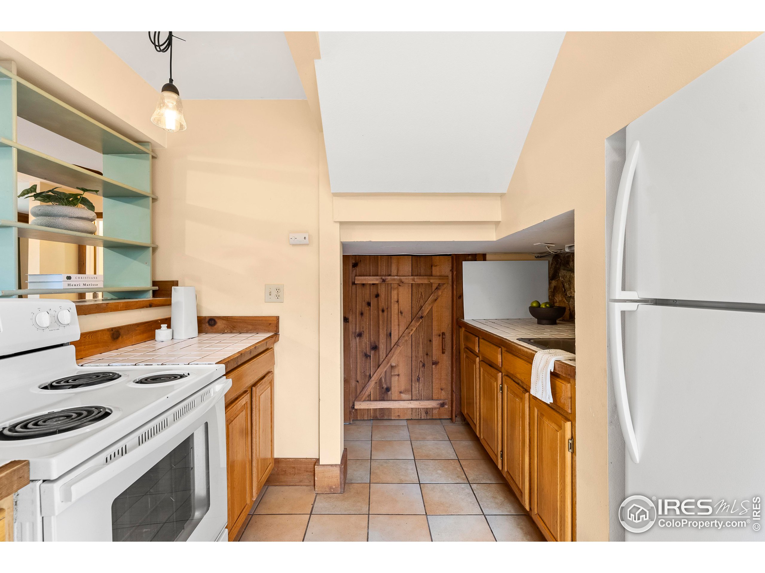 449 Mountain Meadows Rd