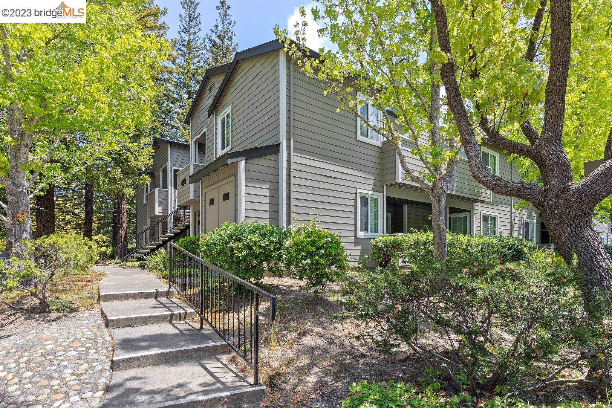 490 Canyon Oaks Dr # F