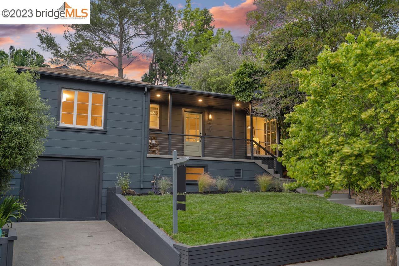 678 Rosal Ave.
