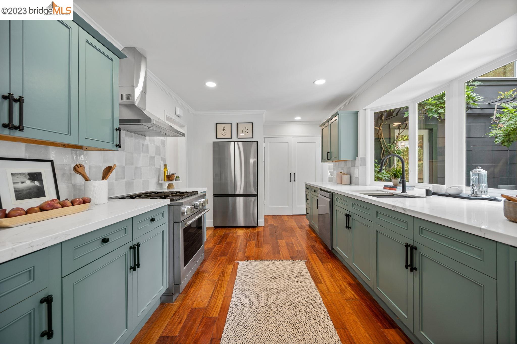 678 Rosal Ave.