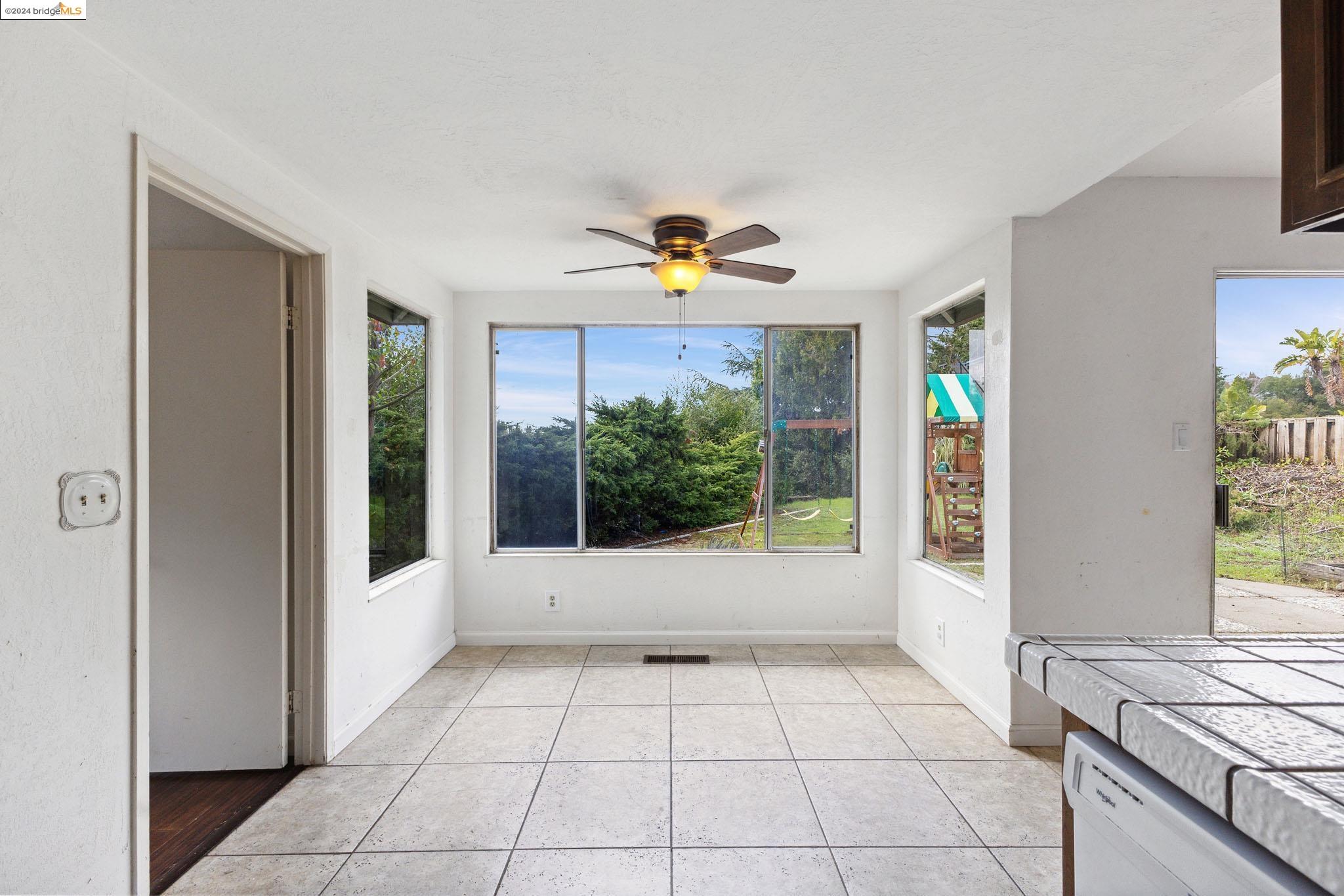 5804 Shadow Ridge Dr