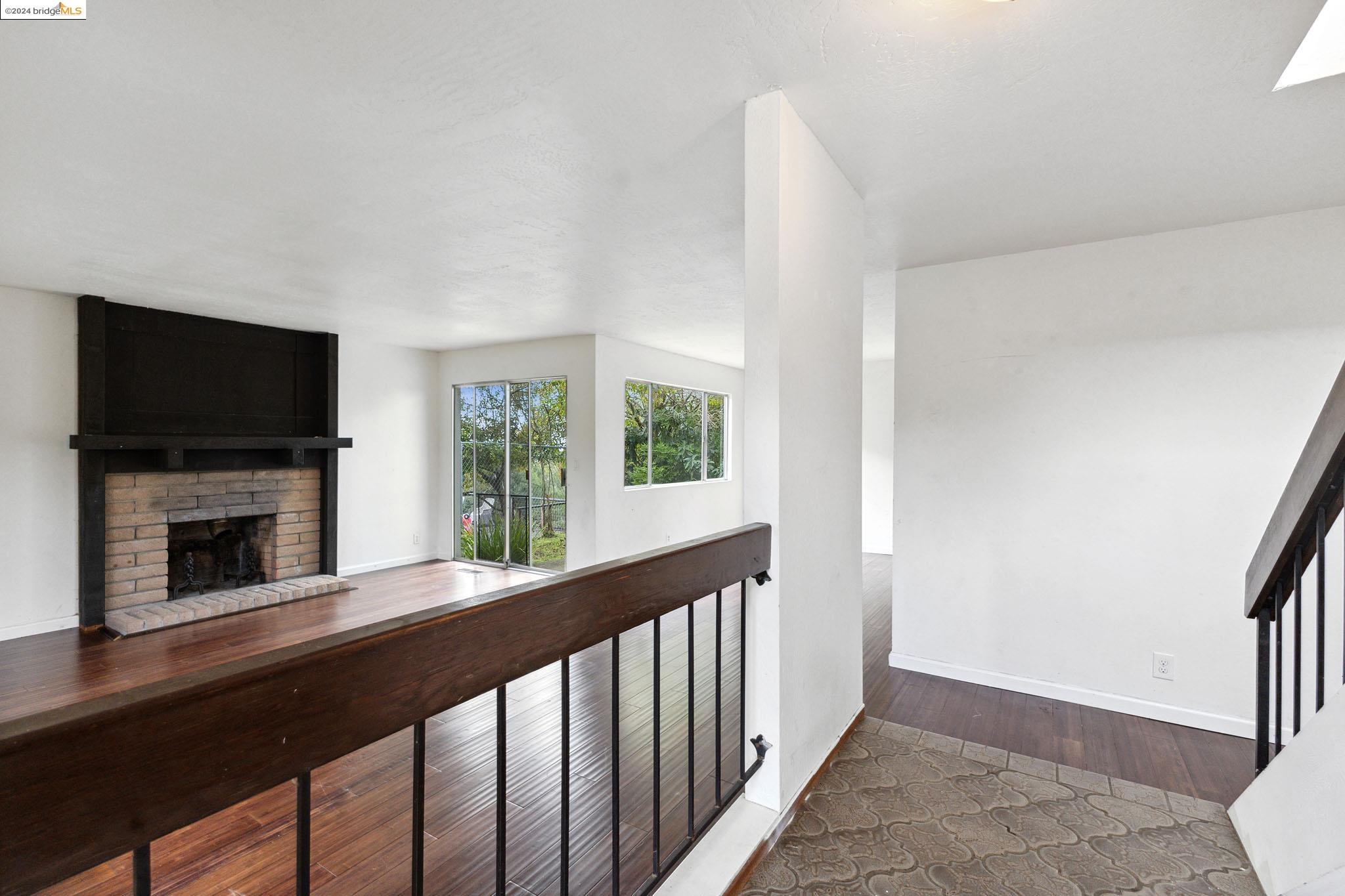 5804 Shadow Ridge Dr