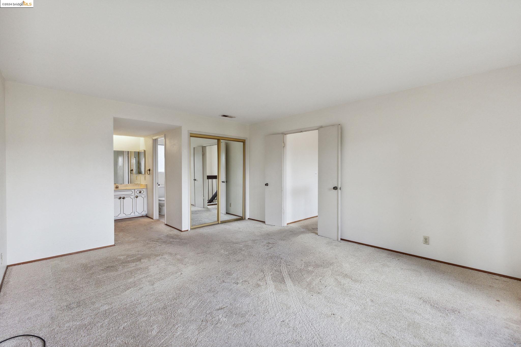 5804 Shadow Ridge Dr