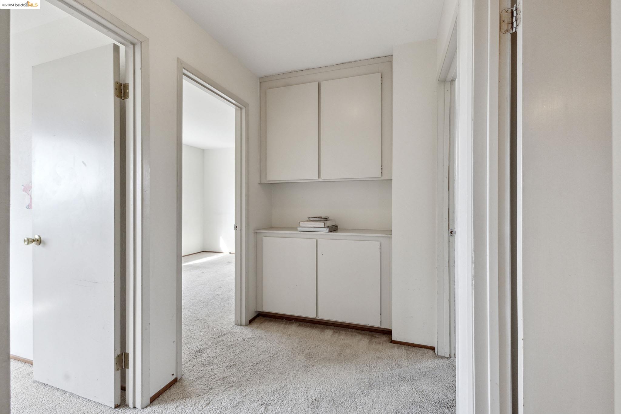 5804 Shadow Ridge Dr