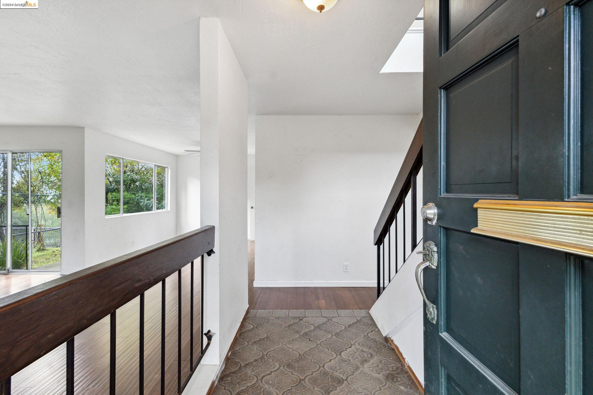 5804 Shadow Ridge Dr