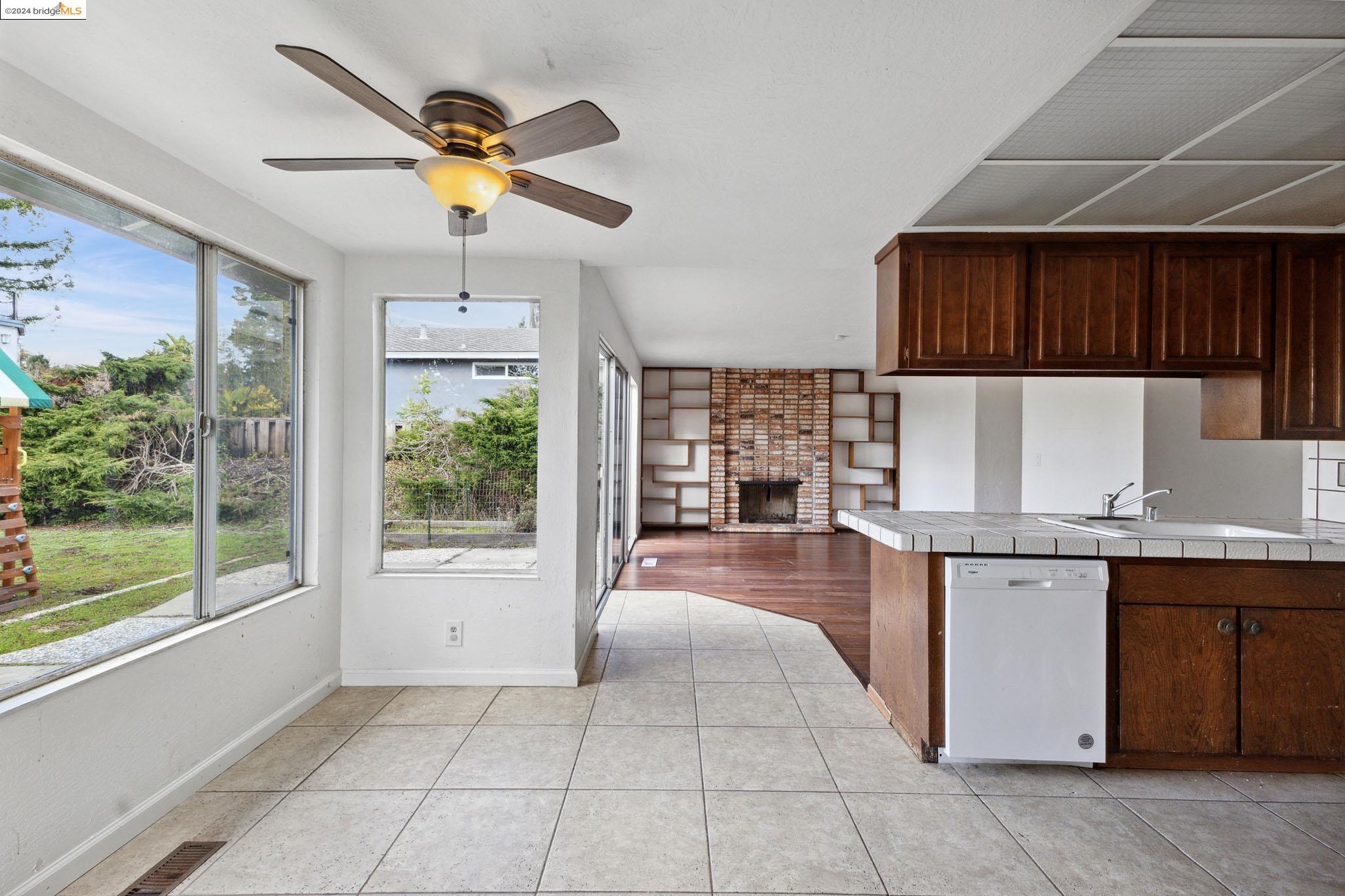 5804 Shadow Ridge Dr