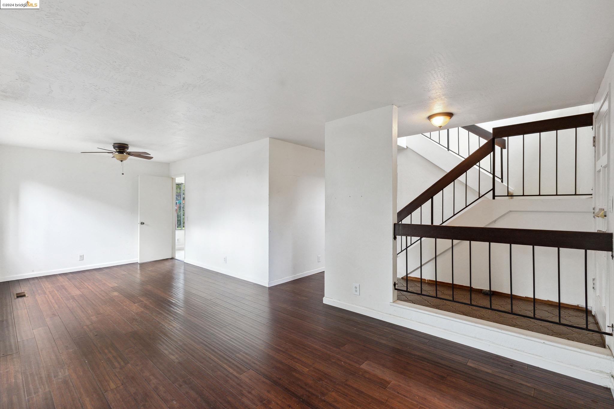 5804 Shadow Ridge Dr