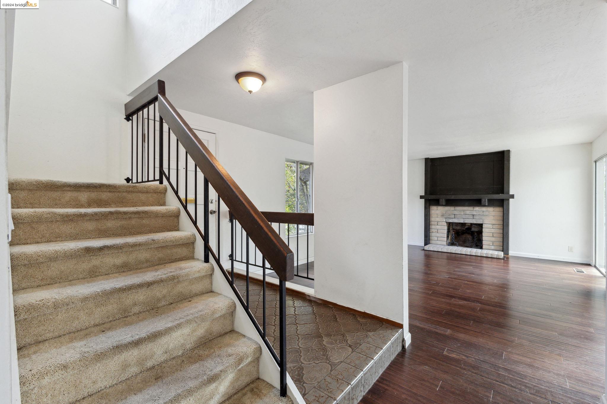 5804 Shadow Ridge Dr