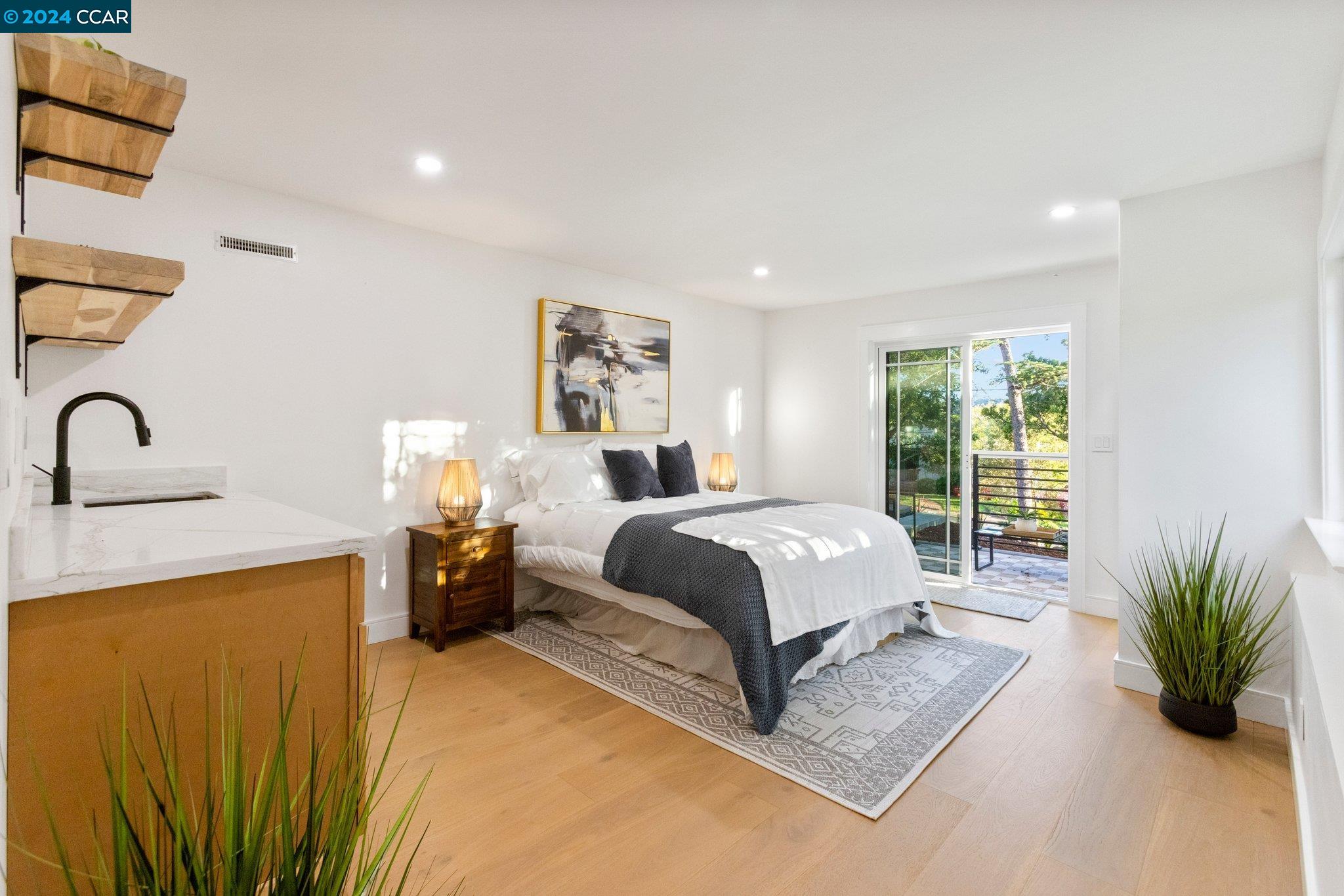 17 El Cerrito Ave
