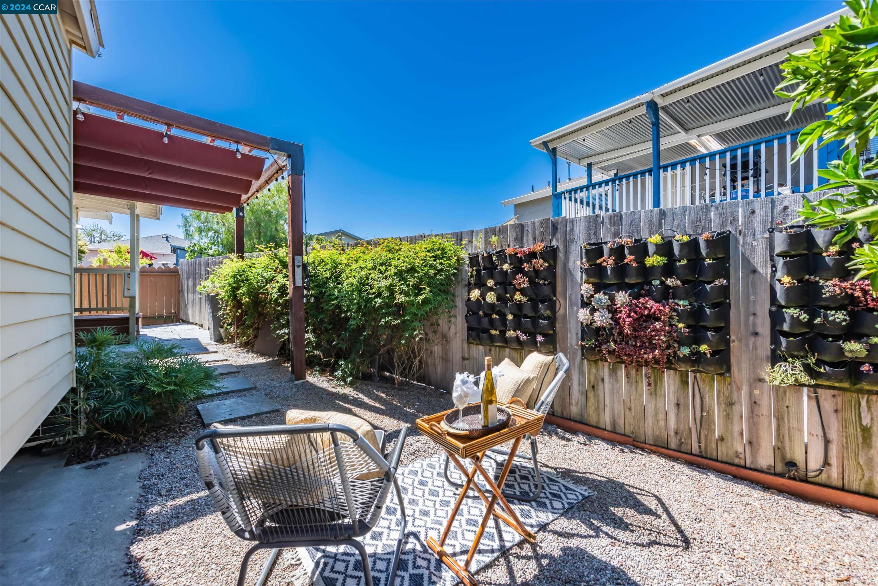 3715 Harbor View Ave