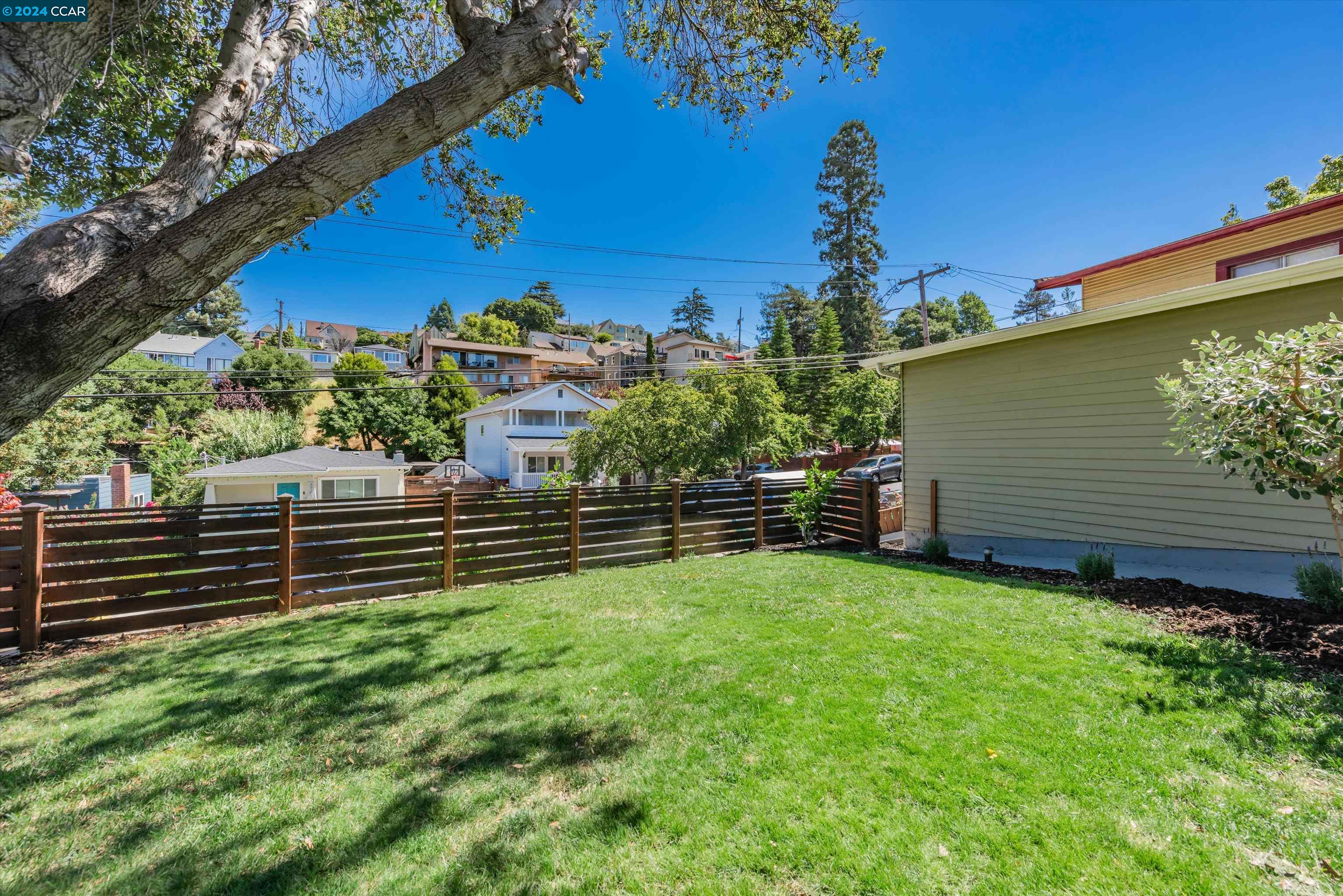 3715 Harbor View Ave