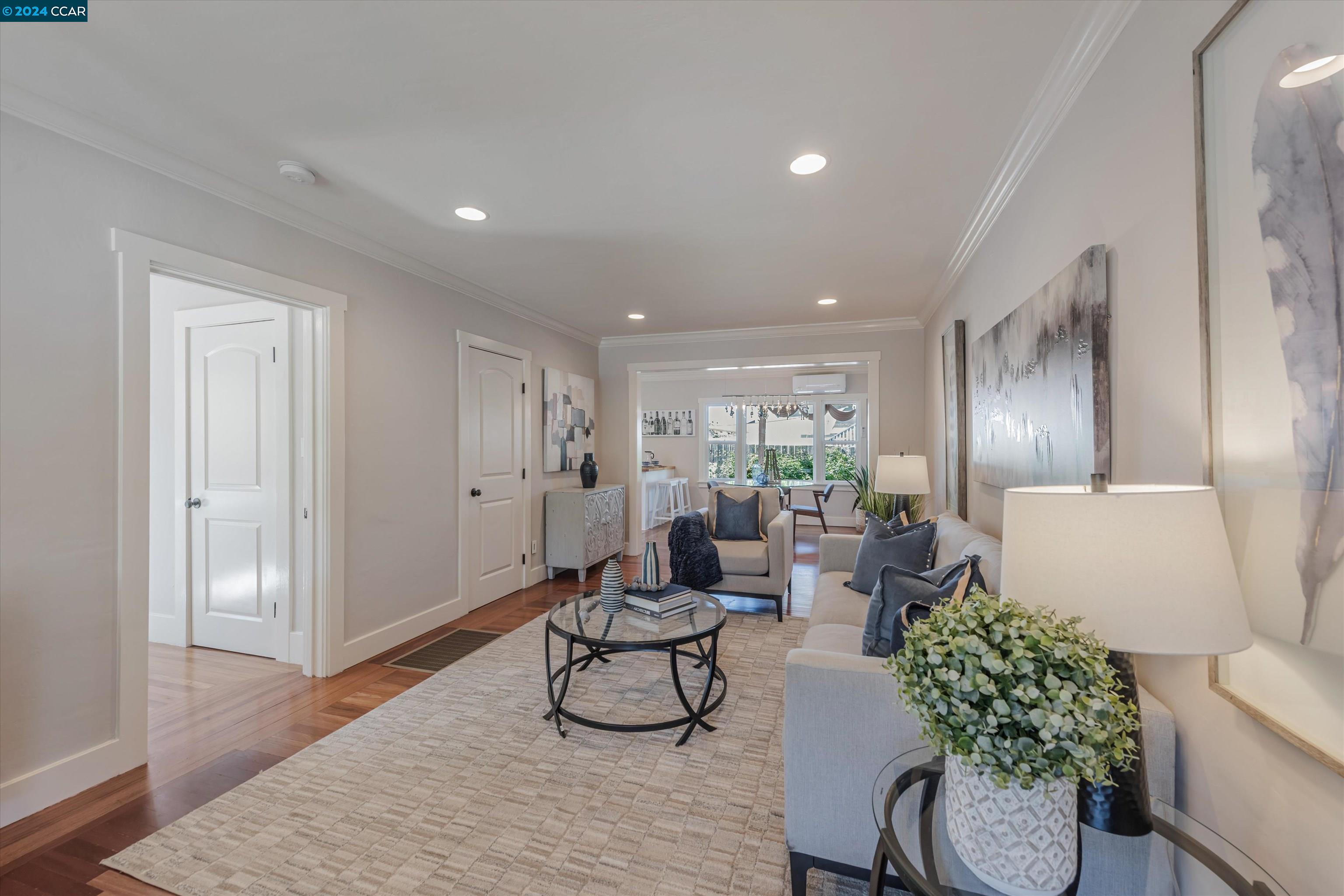 3715 Harbor View Ave